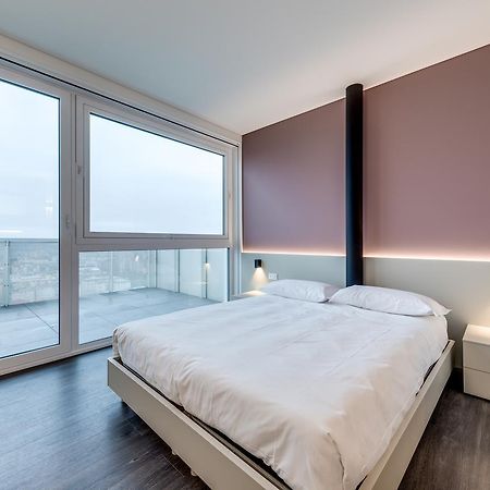 Sky Tower Suite Mestre Exterior foto