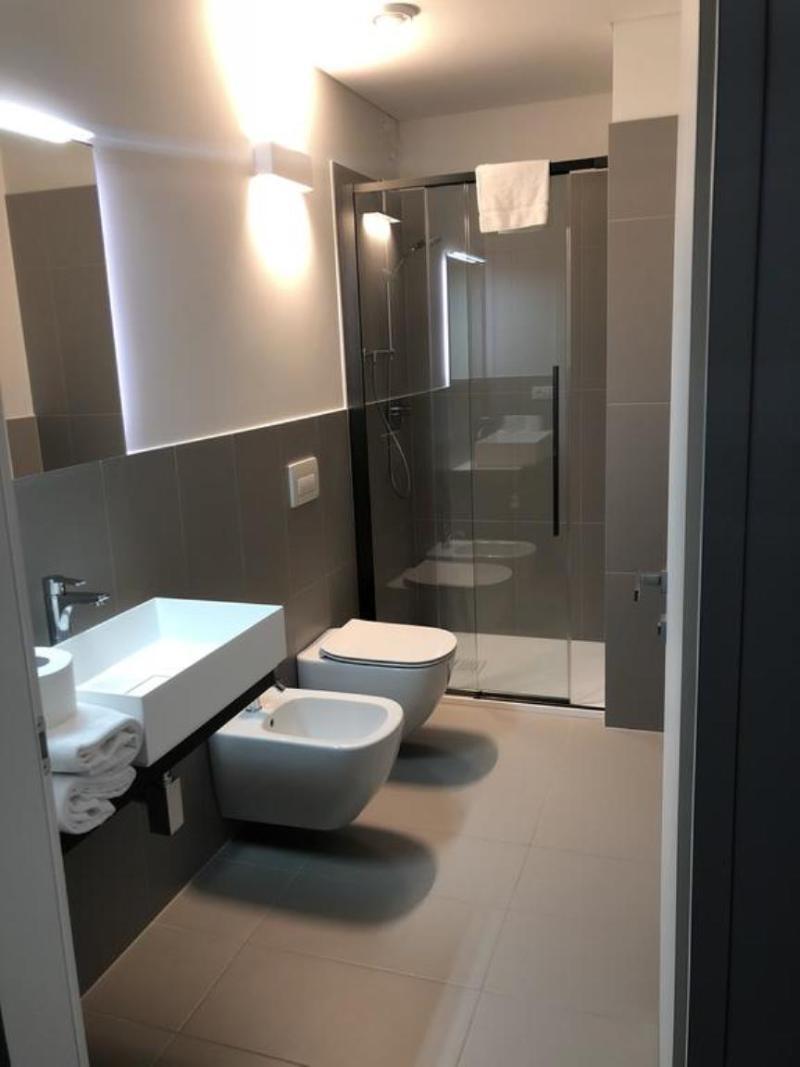 Sky Tower Suite Mestre Exterior foto