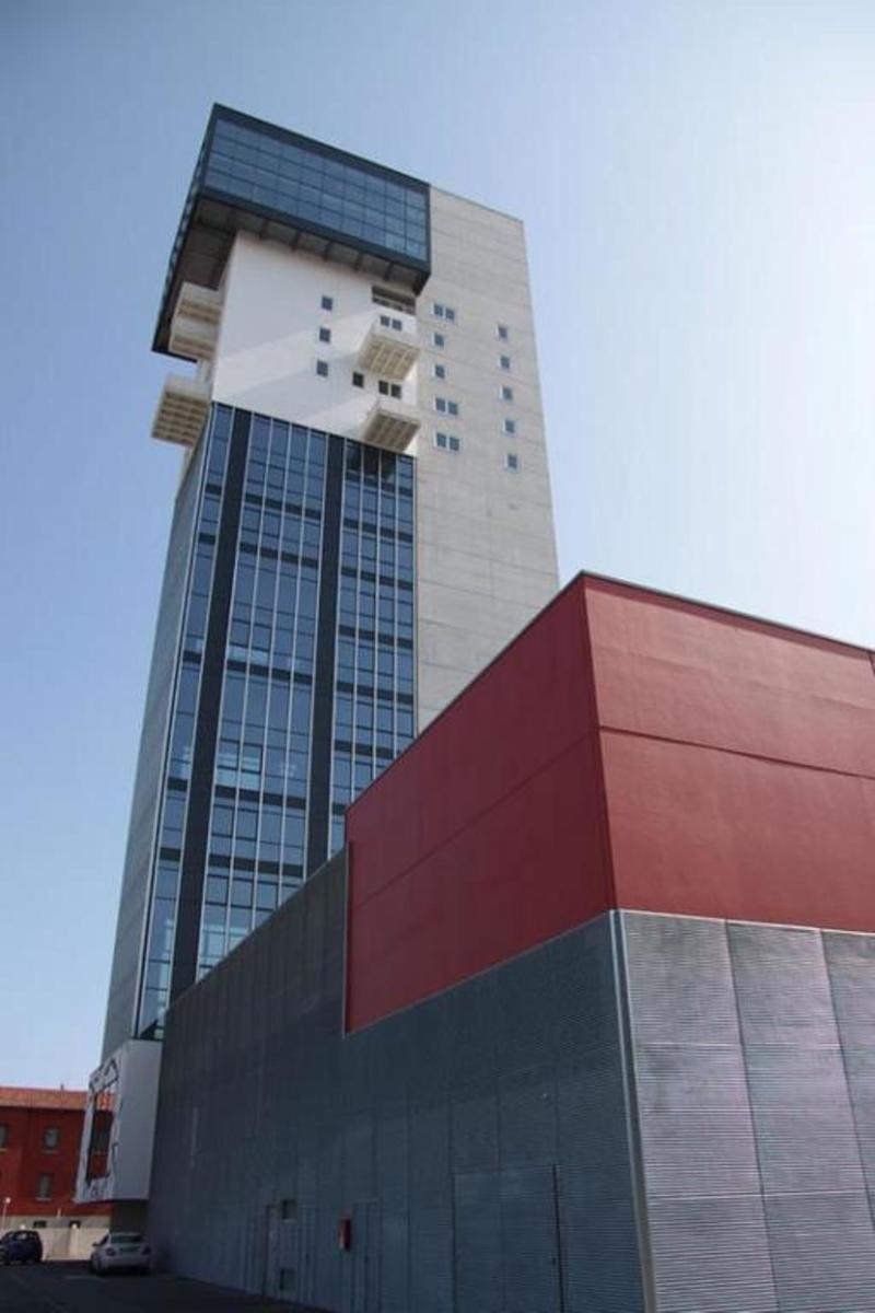 Sky Tower Suite Mestre Exterior foto
