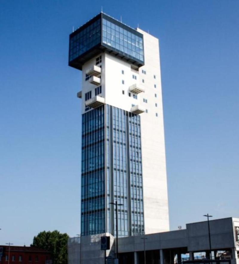 Sky Tower Suite Mestre Exterior foto