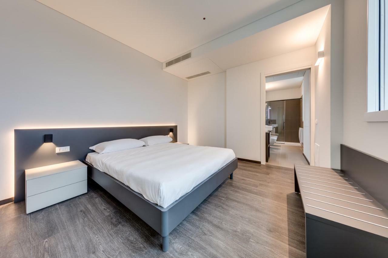 Sky Tower Suite Mestre Exterior foto